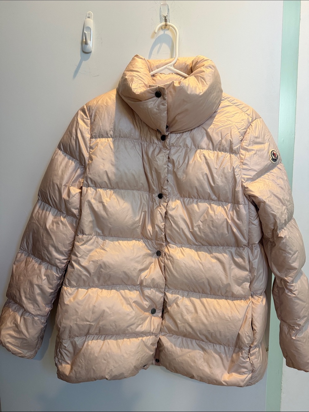 Moncler light Pink Puffer Jacket - Picture 3 of 9